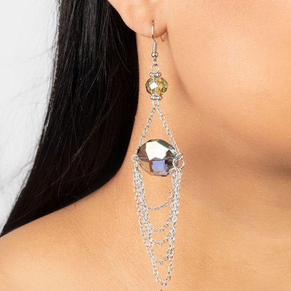 Paparazzi Ethereally Extravagant - Multi - Picture 2 of 2